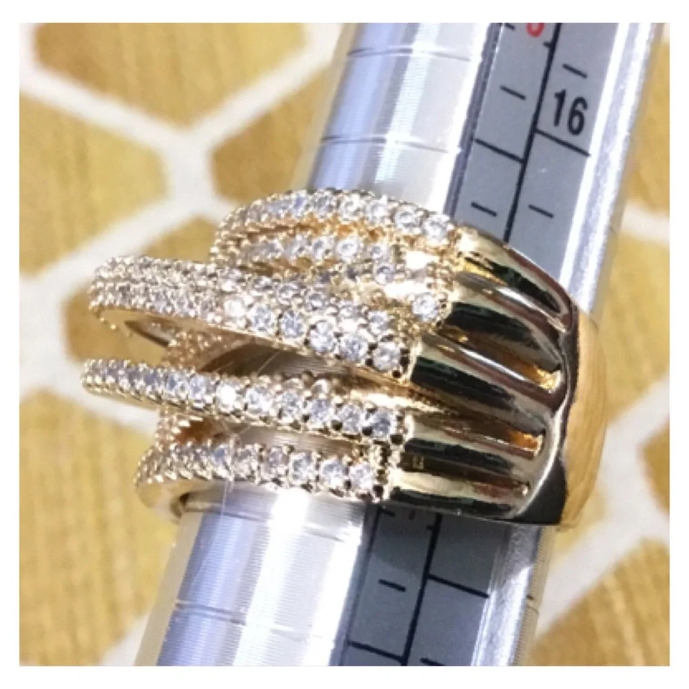New! Shiny Gold Clear Crystal Ring